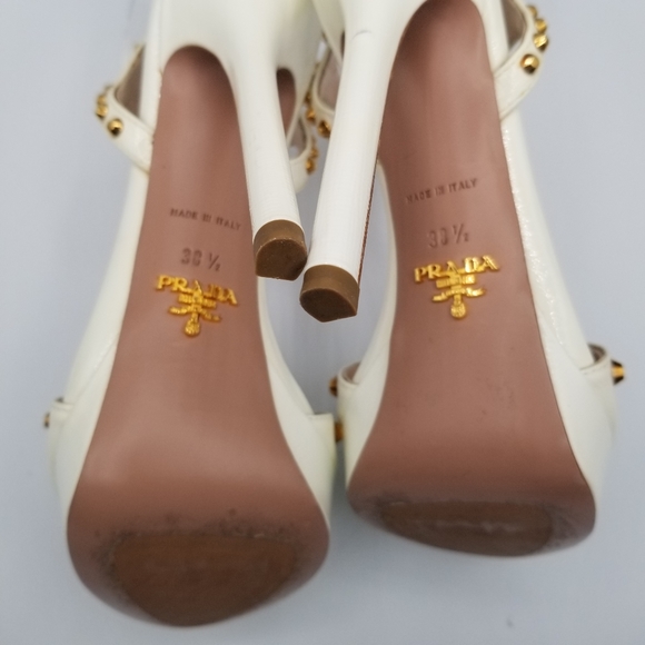 PRADA Cream Stiletto Heel with Gold Studs EU 38.5 - Picture 5 of 11